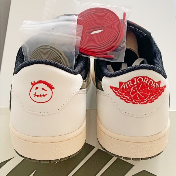 ❌SOLD🎁Jordan 1 Retro OG x Travis Scott Low Olive W. Fits Mens 12 - Picture 6 of 12